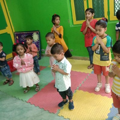 Circle Time Celebrations: Sharing Smiles and Stories